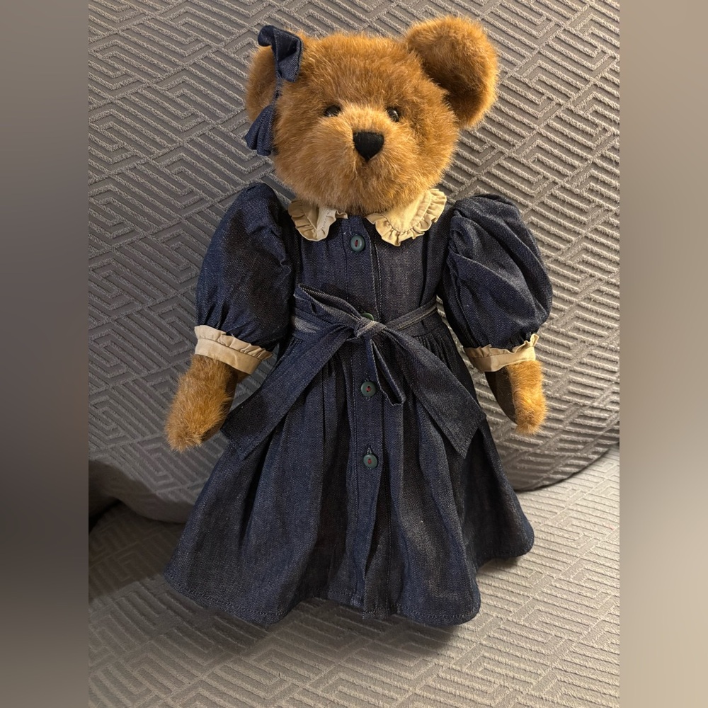 Boyds Bears Investment Collection "Clarissa" 16in